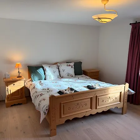 Haus Zur Stafel - Vacation Next To Gotschnabahn * Klosters-Serneus